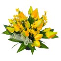 Stroik na cmentarz kwiaty tulipany na grób pomnik wzór wiosenny