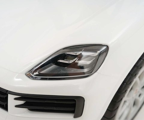Pojazd jeździk Porsche Cayenne S biały Milly Mally