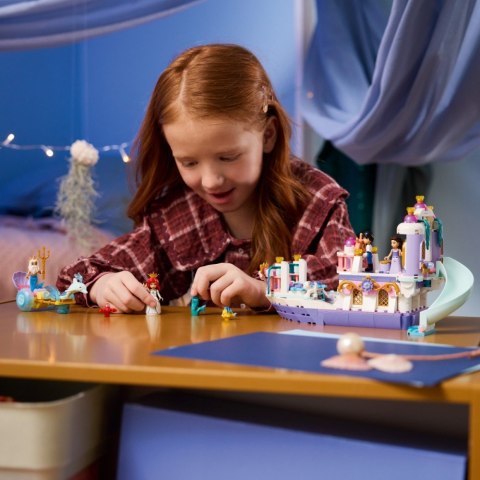 Klocki Disney 43299 Królewska łódź weselna Arielki LEGO