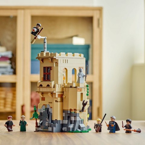 Klocki Harry Potter 76447 Zamek Hogwart: lekcja latania na miotle LEGO