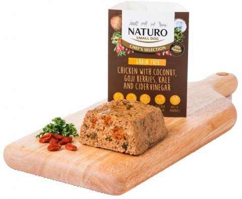 NATURO CHEF'S SELECTION KURCZAK z kokosem, jagodami goji, jarmużem i octem jabłkowym 150 g